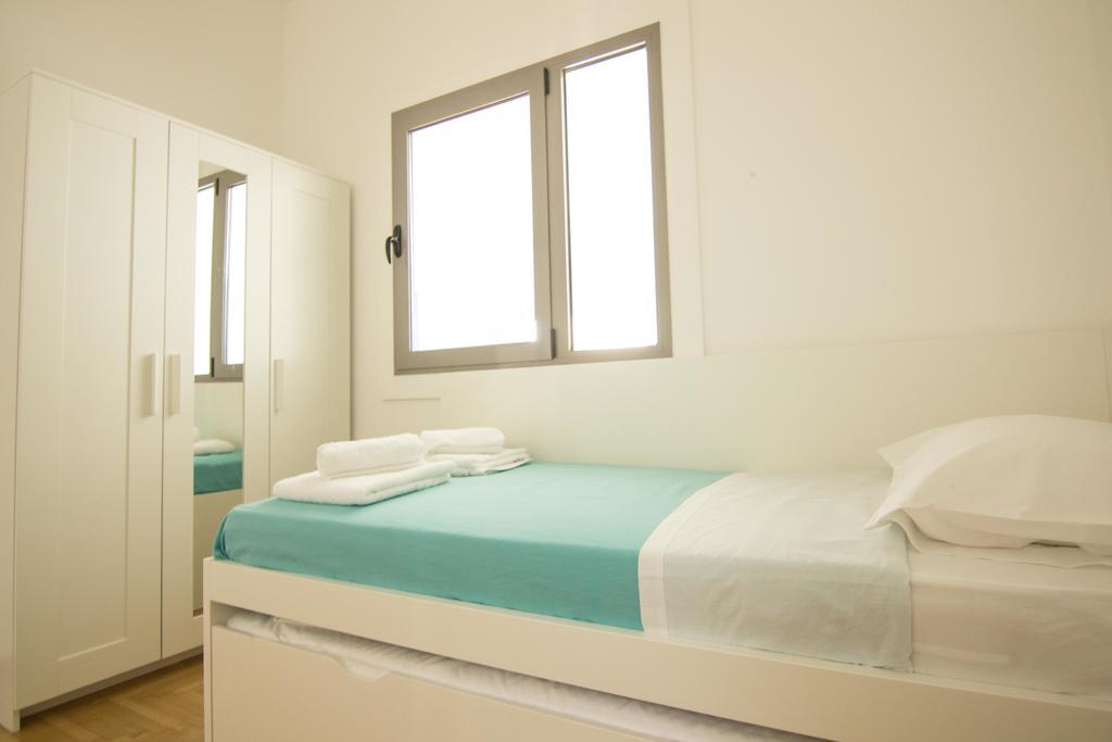 Athenian Blue - Family Apt 5' Minutes From Acropolis Museum Екстер'єр фото