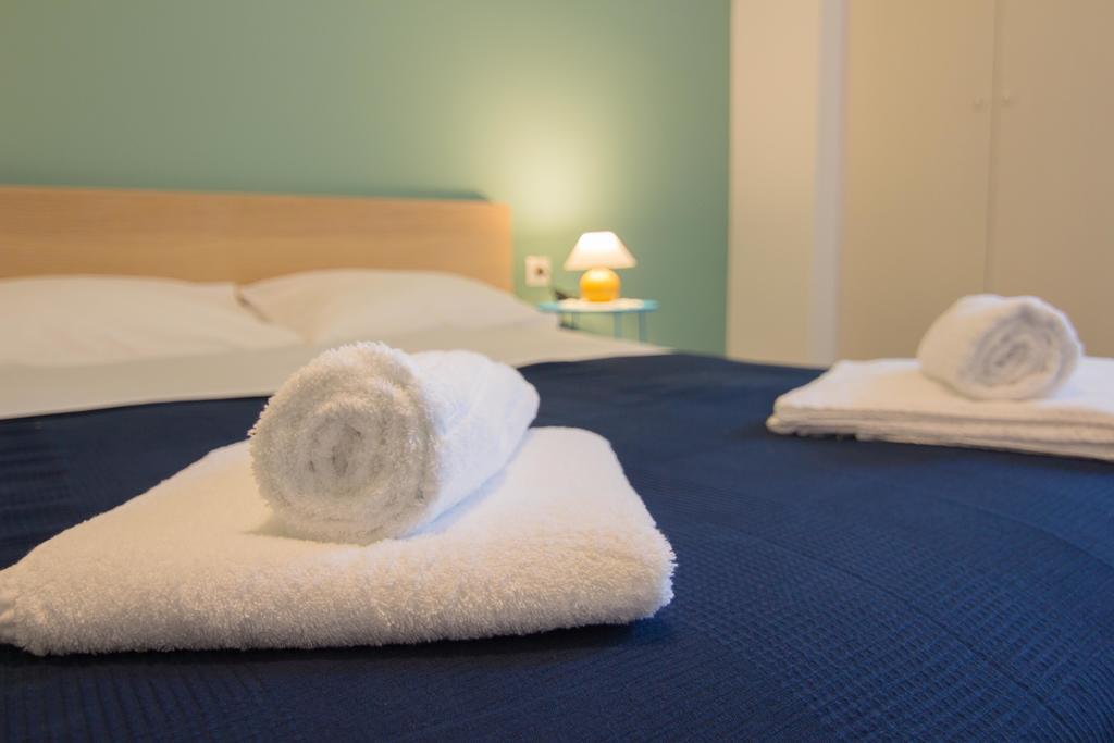Athenian Blue - Family Apt 5' Minutes From Acropolis Museum Екстер'єр фото