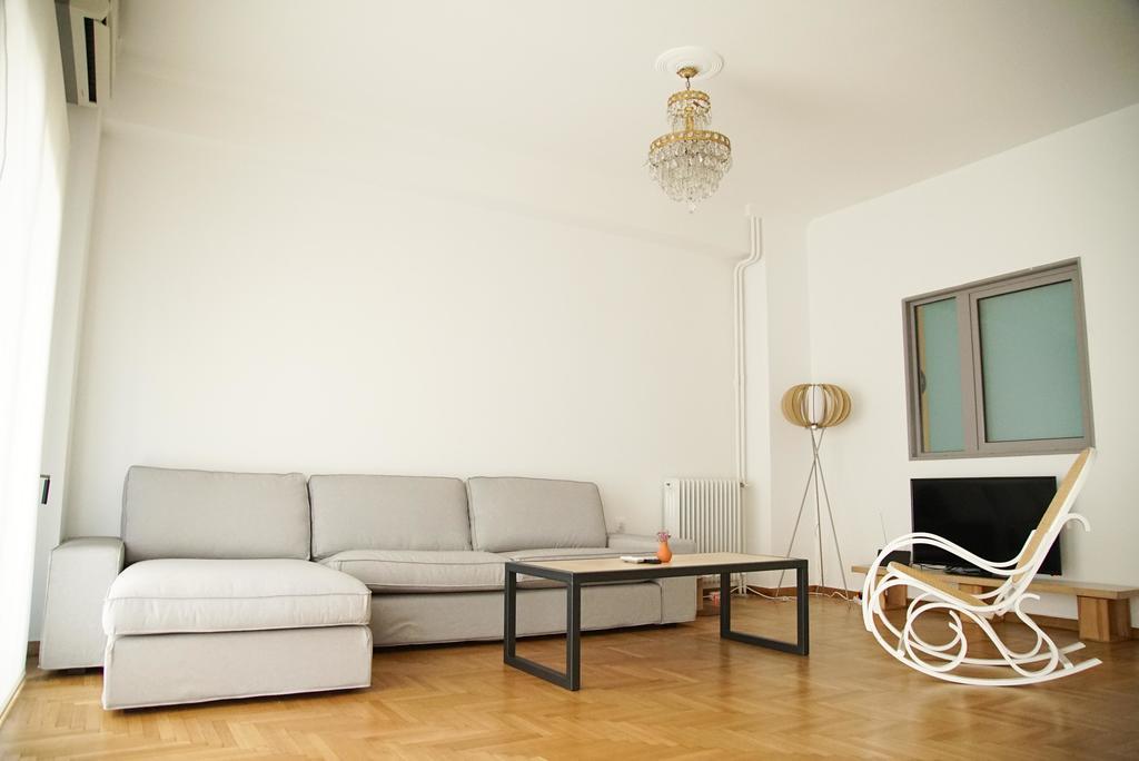 Athenian Blue - Family Apt 5' Minutes From Acropolis Museum Екстер'єр фото