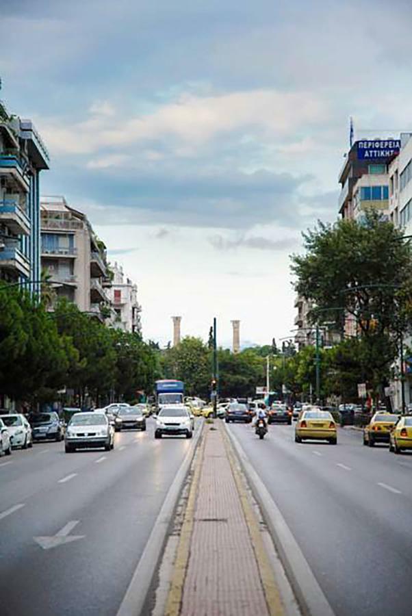 Athenian Blue - Family Apt 5' Minutes From Acropolis Museum Екстер'єр фото